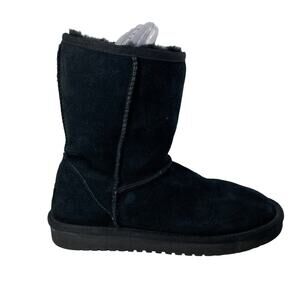 Women's KOOLABURRA by UGG Size 8 Black Sheepskin Boots Warm Cozy Suede Leather